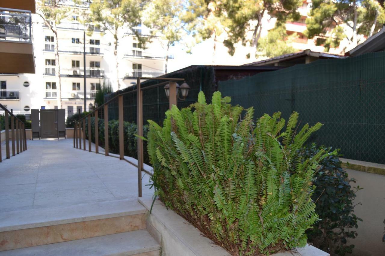 Luminoso Y Amplio Apartamento En Salou Con Piscina Daire Dış mekan fotoğraf
